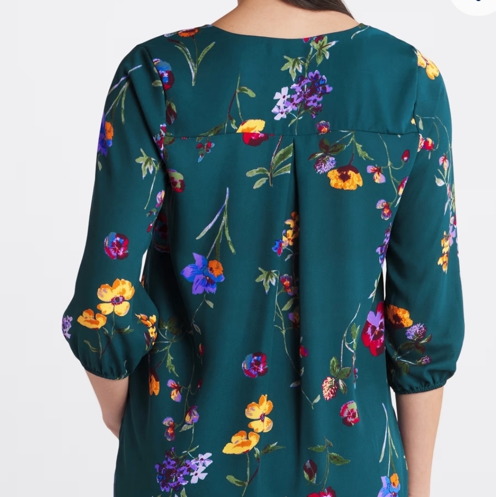West Kei Multicolor Floral Blouse - Picture 2 of 9